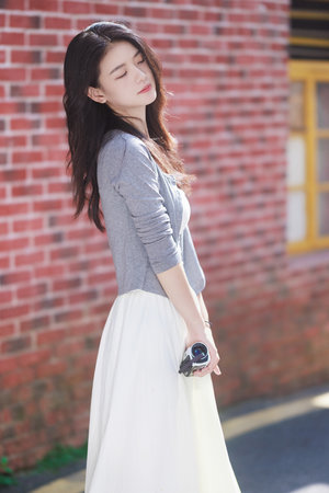 穿成女婴就被肉h
