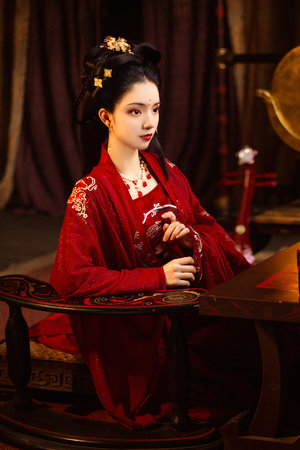 黑暗侵袭1在线观看高清完整免费版