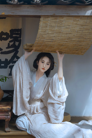 胸大的姑娘的