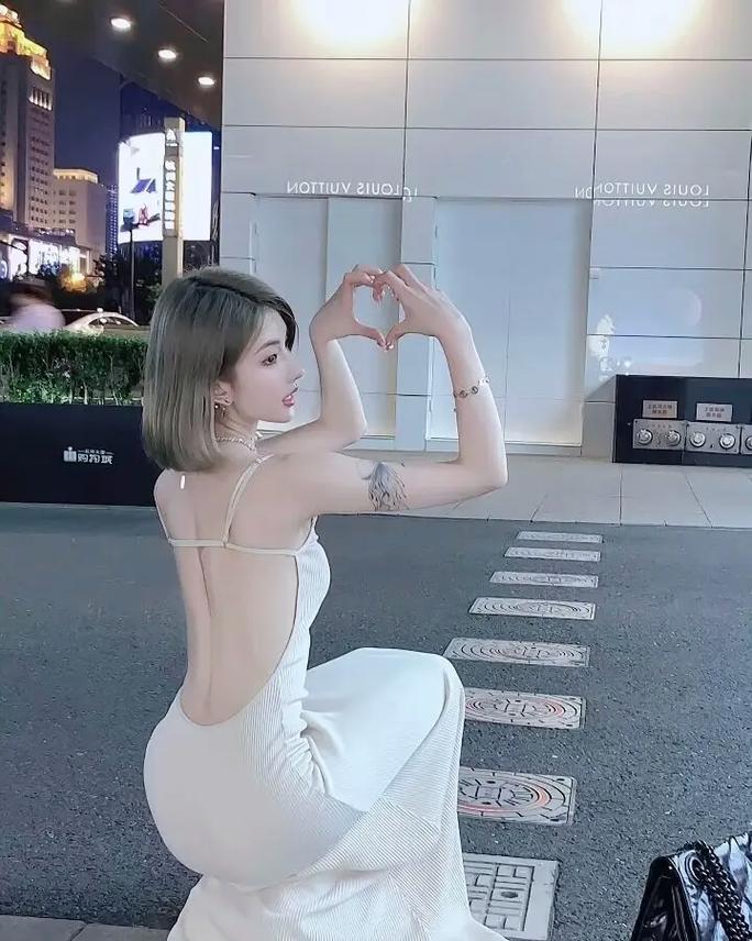 祺鑫马嘉祺又加了一根手指