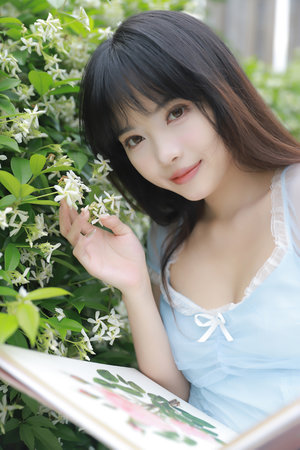 司行霈让顾轻舟用嘴