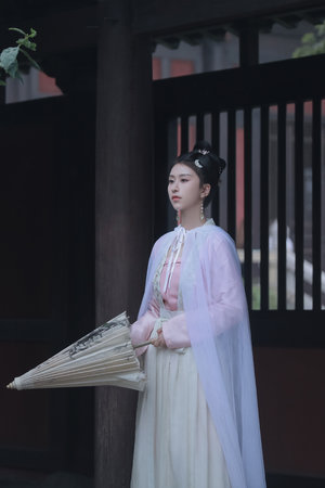 电影色欲迷墙