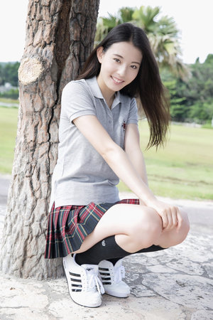 无良女主播偷偷潜入女更衣室