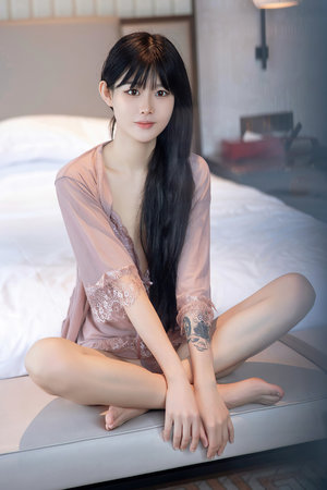 把西施的衣服扔掉