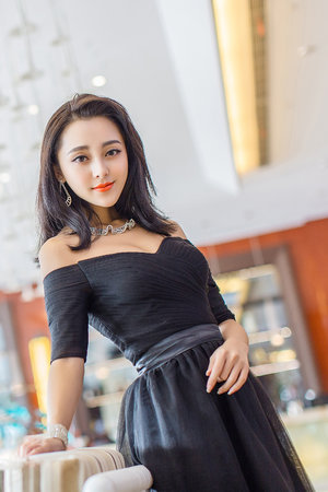 大主宰h文之九幽的乳喷